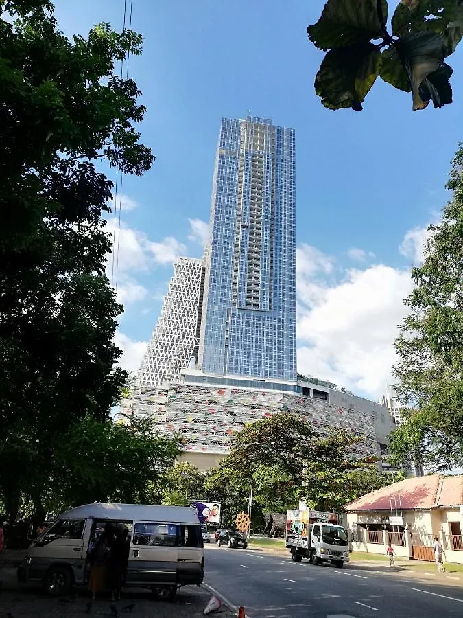 Super Luxury 2 Bedroom Apartment In Five Star Colombo City Centre