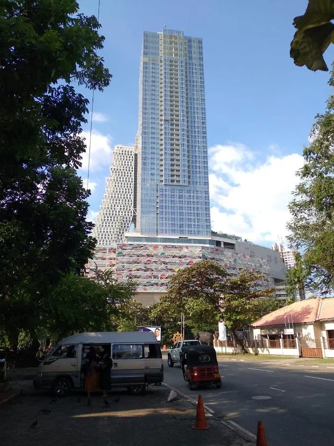 Super Luxury 2 Bedroom Apartment In Five Star Colombo City Centre