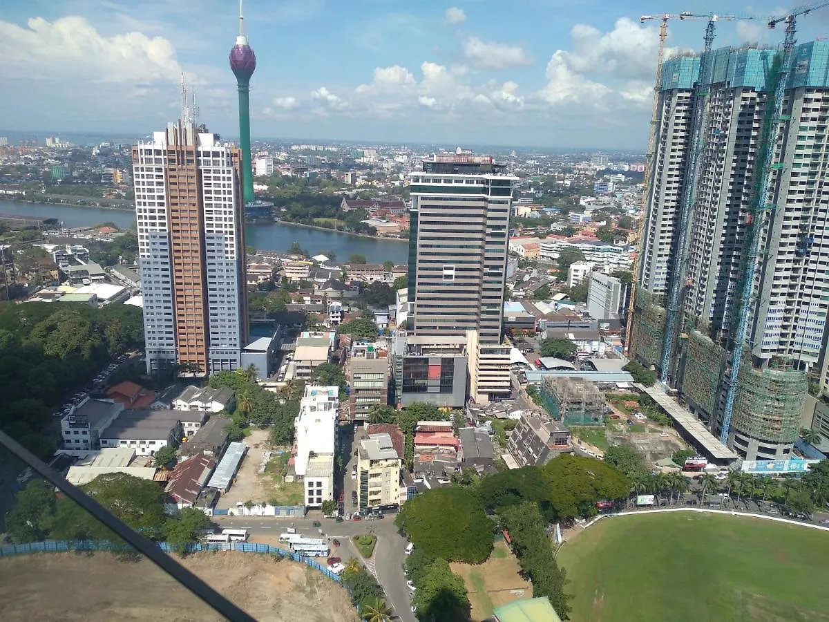 Super Luxury 2 Bedroom Apartment In Five Star Colombo City Centre