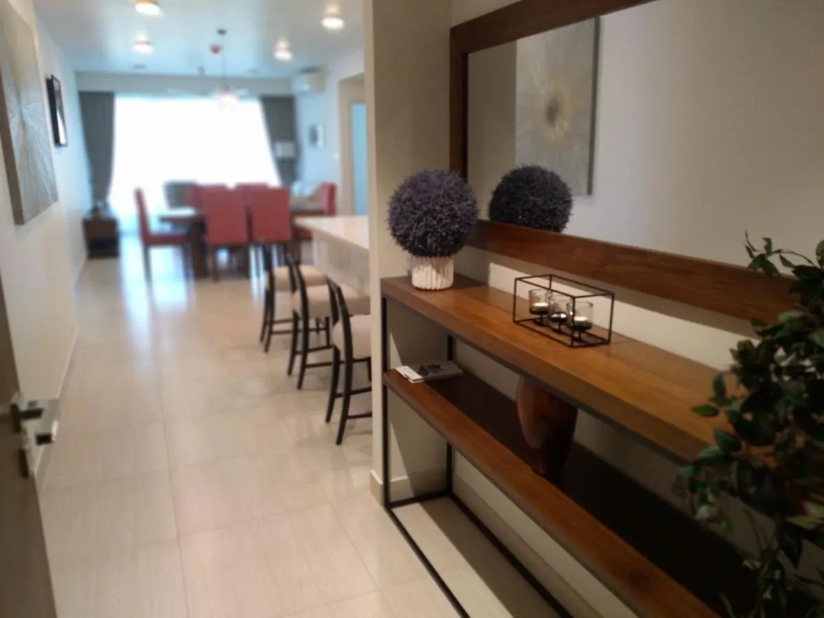 Super Luxury 2 Bedroom Apartment In Five Star Colombo City Centre